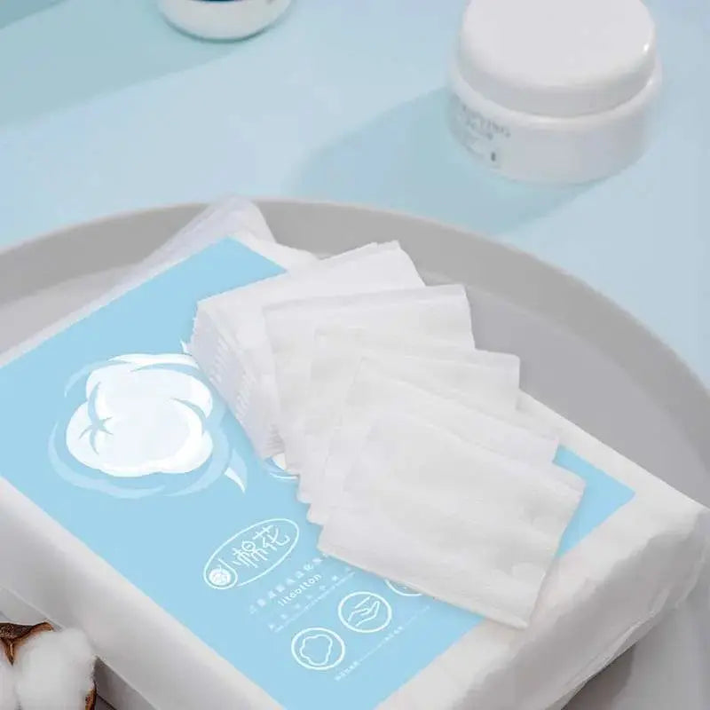 Medical-grade bulk hypoallergenic and lint-free cotton pads, produced in Little Cotton's 48,000sqm dust-free manufacturing facility.