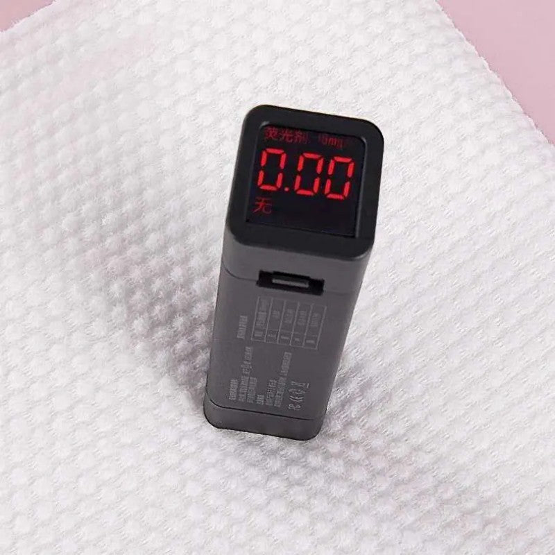 Premium 70x140cm disposable pure cotton bath towels for luxury hotels and spas, bulk produced by Little Cotton OEM facility.