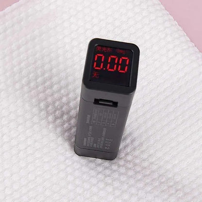 Premium 70x140cm disposable pure cotton bath towels for luxury hotels and spas, bulk produced by Little Cotton OEM facility.